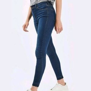 Topshop Moto Leigh Let Down Hem Jeans